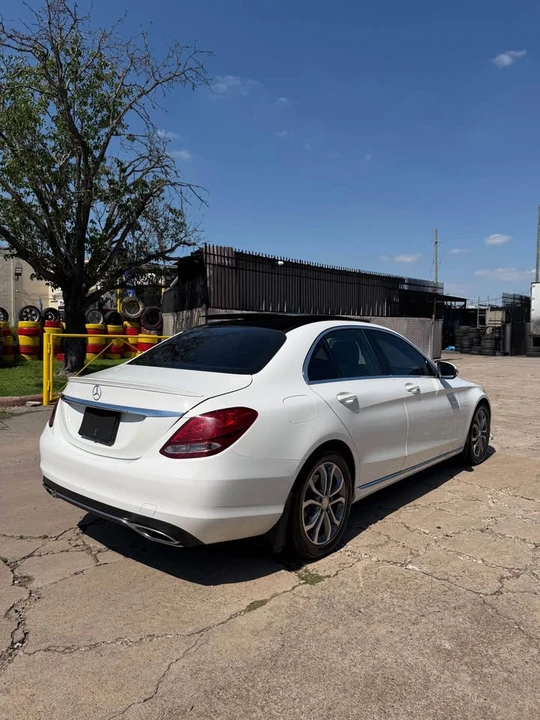 2016 Mercedes-Benz W205 C-Class - Image 4 of 10
