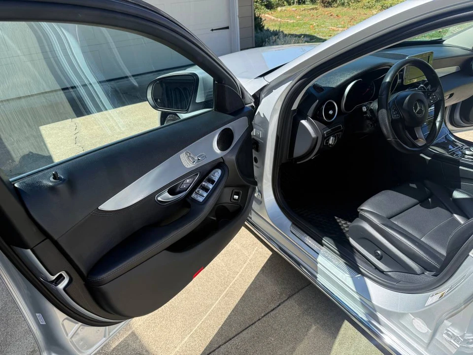 2016 Mercedes-Benz W205 C-Class - Image 11 of 19
