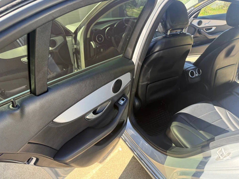 2016 Mercedes-Benz W205 C-Class - Image 12 of 19