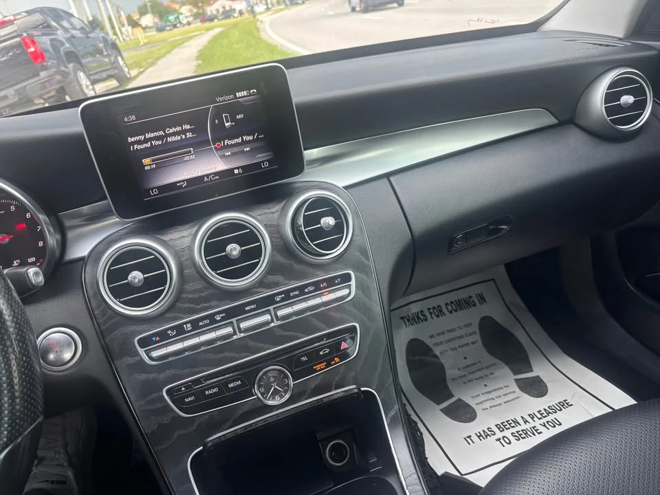 2016 Mercedes-Benz W205 C-Class - Image 11 of 19