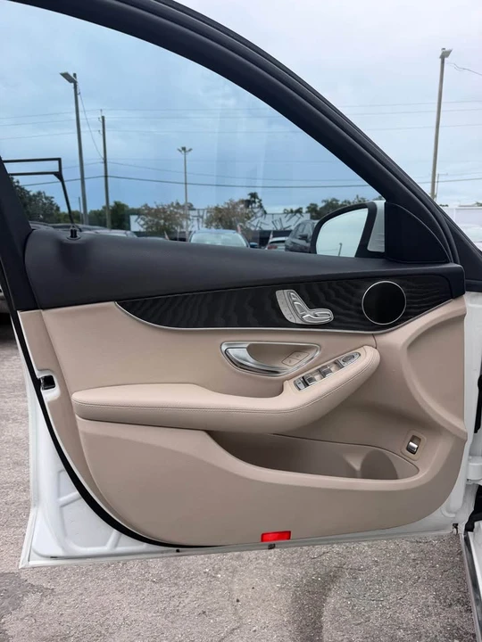 2016 Mercedes-Benz W205 C-Class - Image 13 of 19