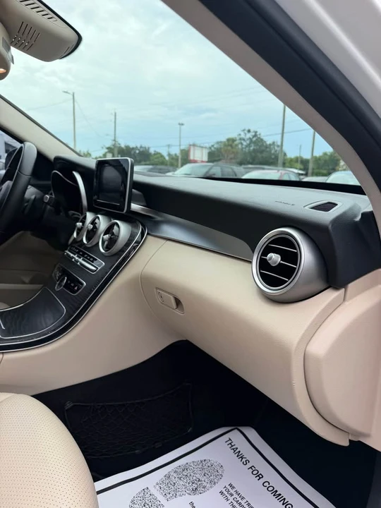 2016 Mercedes-Benz W205 C-Class - Image 11 of 19