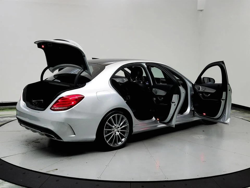 2016 Mercedes-Benz W205 C-Class - Image 11 of 12