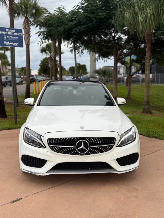 2016 Mercedes-Benz W205 C-Class - Image 2 of 17