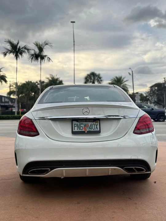 2016 Mercedes-Benz W205 C-Class - Image 5 of 17