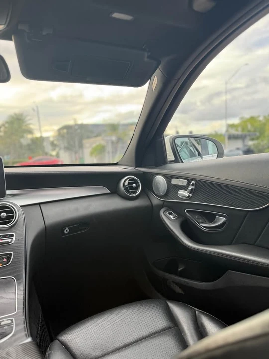 2016 Mercedes-Benz W205 C-Class - Image 12 of 17