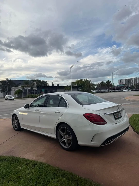2016 Mercedes-Benz W205 C-Class - Image 4 of 17