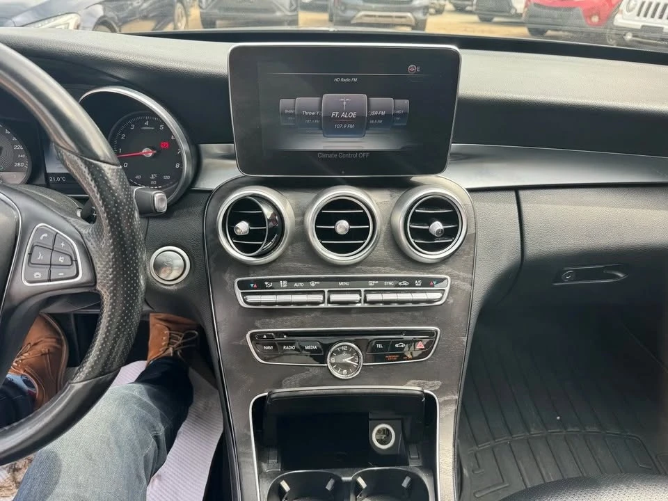 2016 Mercedes-Benz W205 C-Class - Image 7 of 20