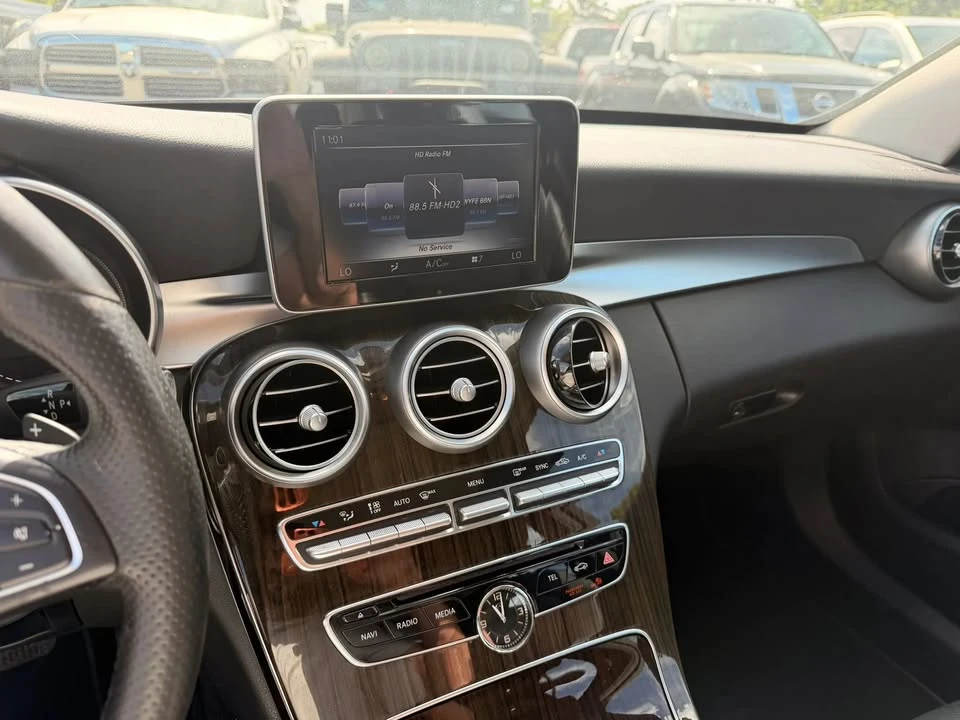 2016 Mercedes-Benz W205 C-Class - Image 10 of 14
