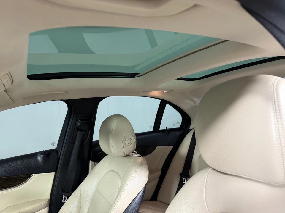 2016 Mercedes-Benz W205 C-Class - Image 14 of 21