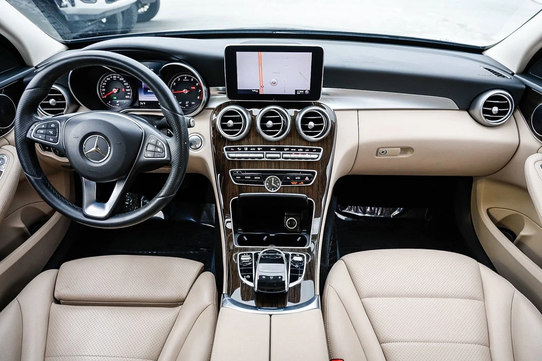 2016 Mercedes-Benz W205 C-Class - Image 10 of 21