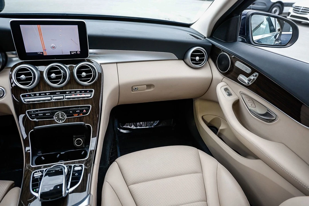 2016 Mercedes-Benz W205 C-Class - Image 15 of 21