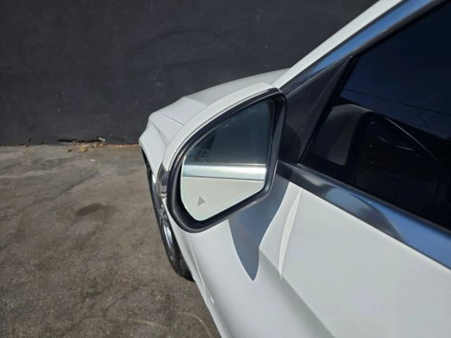 2016 Mercedes-Benz W205 C-Class - Image 18 of 21