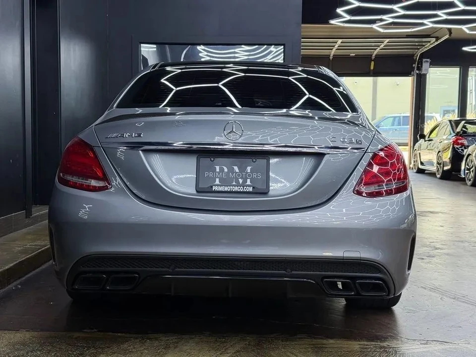 2016 Mercedes-Benz W205 C 63 AMG - Image 8 of 21