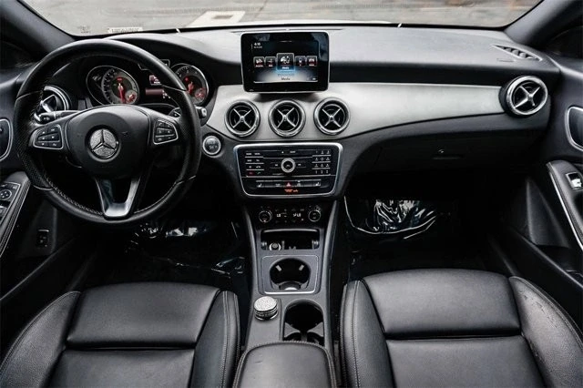 2016 Mercedes-Benz C117 CLA - Image 10 of 12