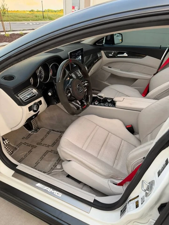 2016 Mercedes-Benz C218 CLS-Class - Image 9 of 15