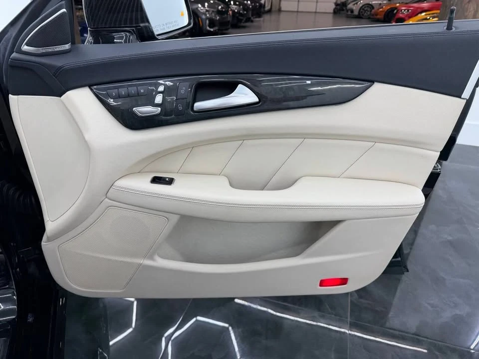 2016 Mercedes-Benz C218 CLS-Class - Image 9 of 20