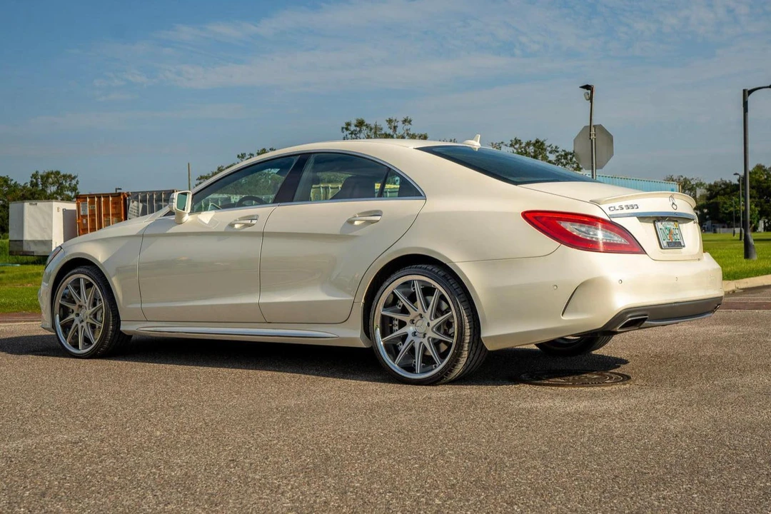 2016 Mercedes-Benz C218 CLS-Class - Image 4 of 31