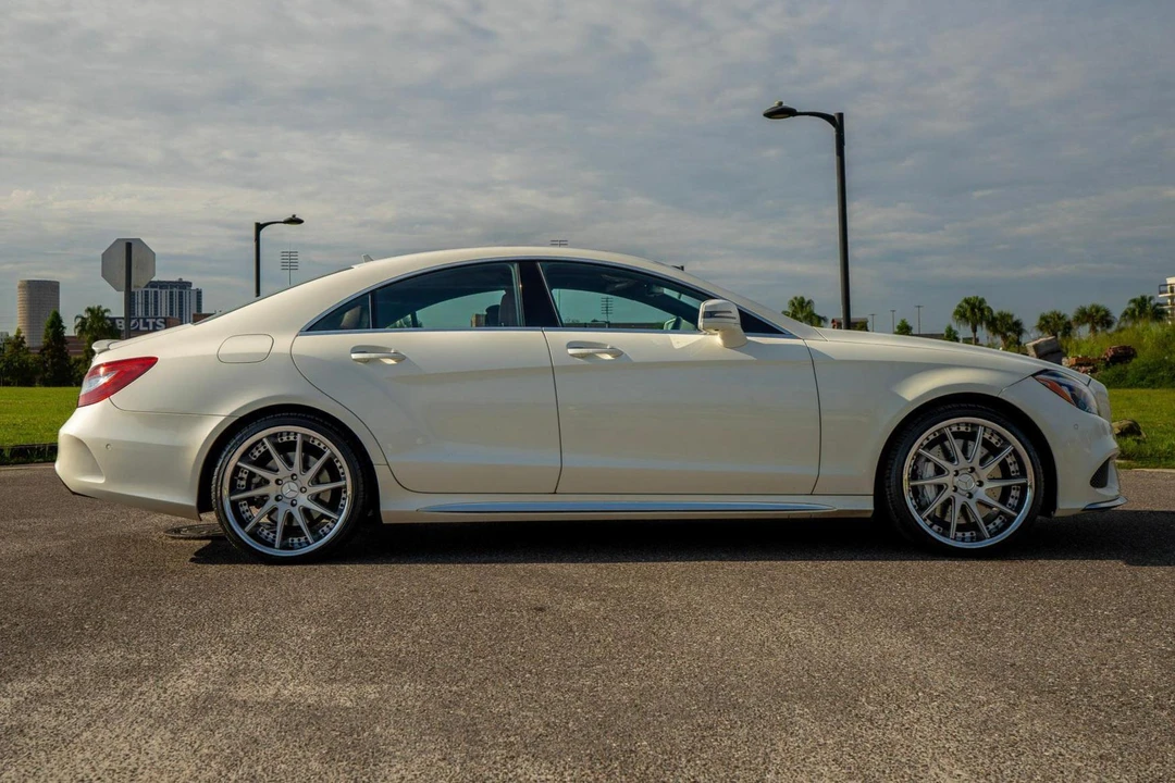 2016 Mercedes-Benz C218 CLS-Class - Image 3 of 31