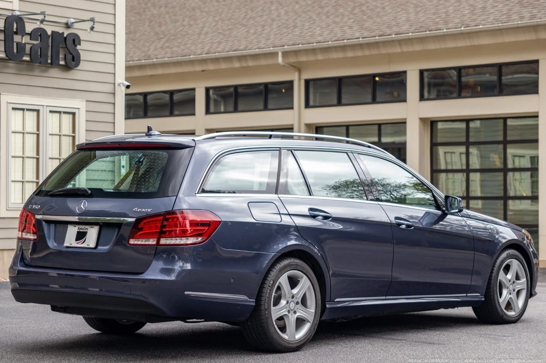 2016 Mercedes-Benz W212 E-Class - Image 9 of 21