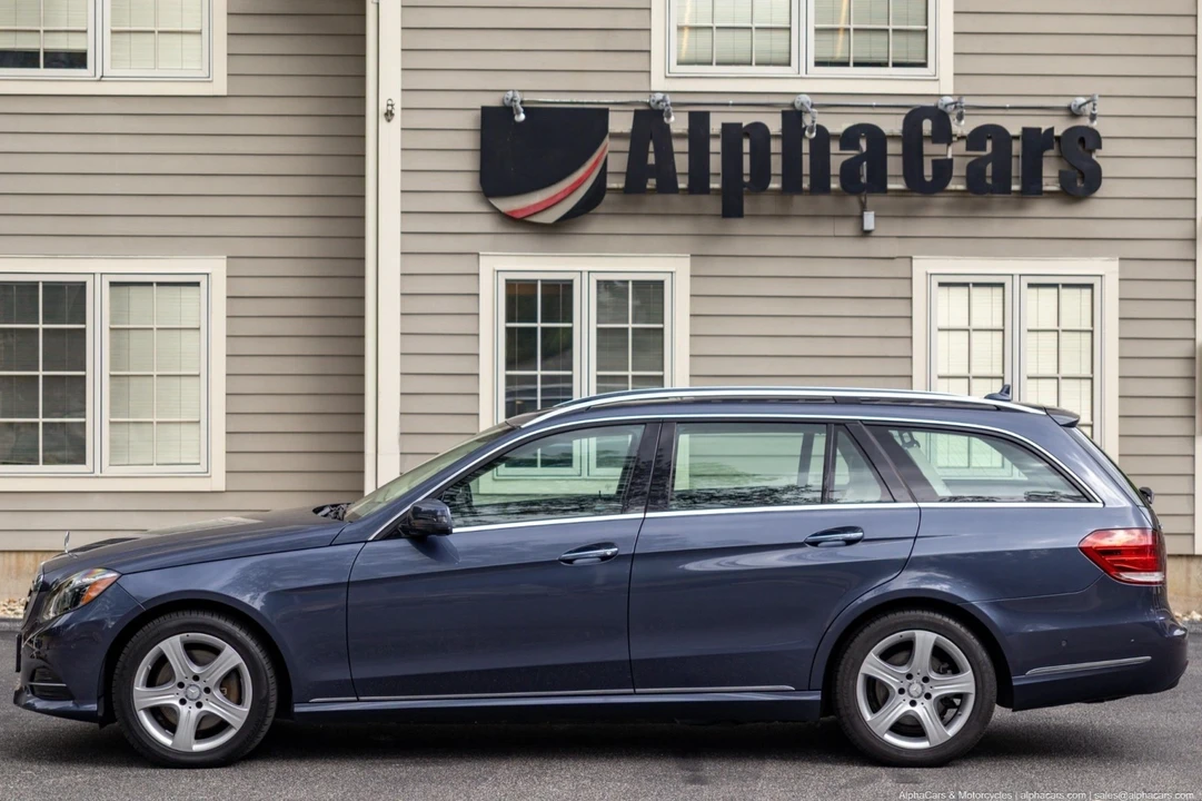 2016 Mercedes-Benz W212 E-Class - Image 13 of 21