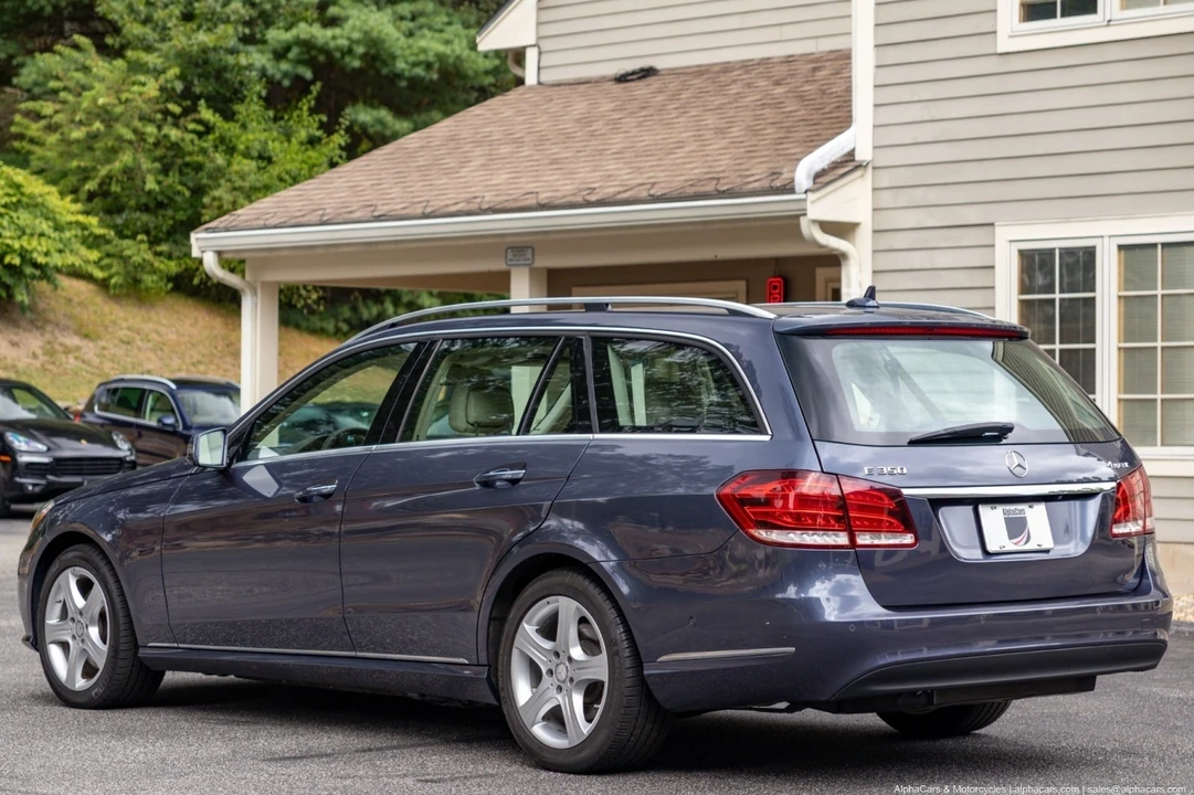 2016 Mercedes-Benz W212 E-Class - Image 11 of 21