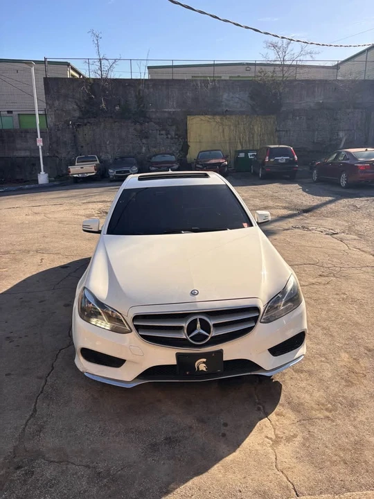 2016 Mercedes-Benz W212 E-Class - Image 3 of 8