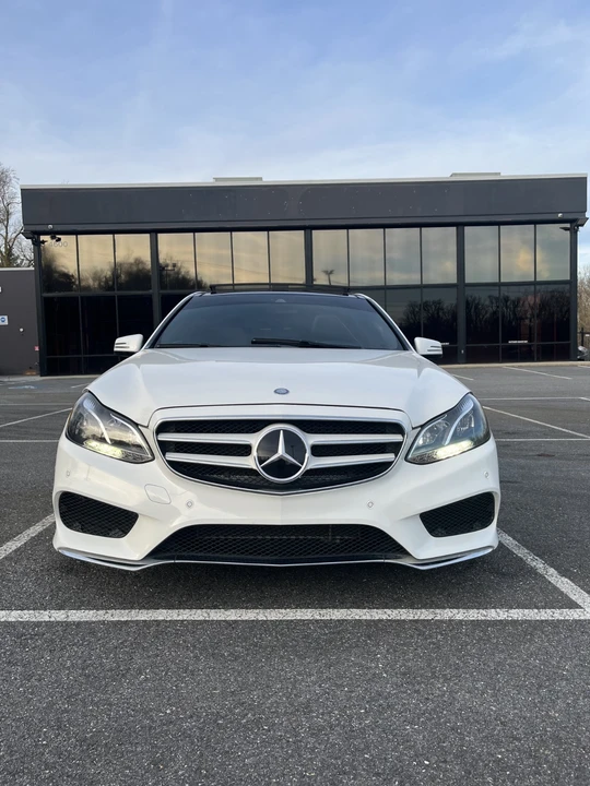 2016 Mercedes-Benz W212 E-Class - Image 25 of 31
