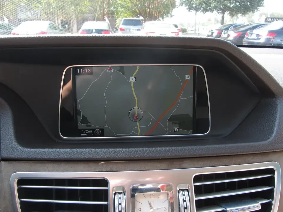 2016 Mercedes-Benz W212 E-Class - Image 8 of 20