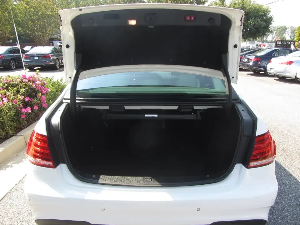 2016 Mercedes-Benz W212 E-Class - Image 17 of 20