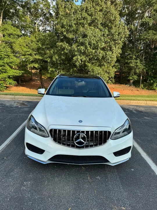 2016 Mercedes-Benz W212 E-Class - Image 2 of 20