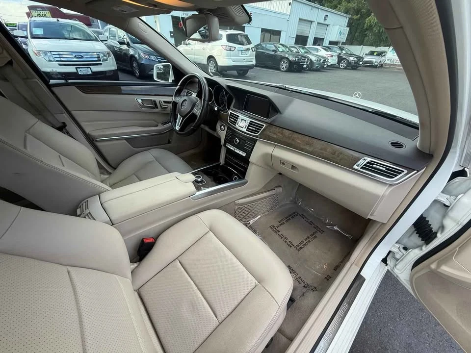 2016 Mercedes-Benz W212 E-Class - Image 4 of 20