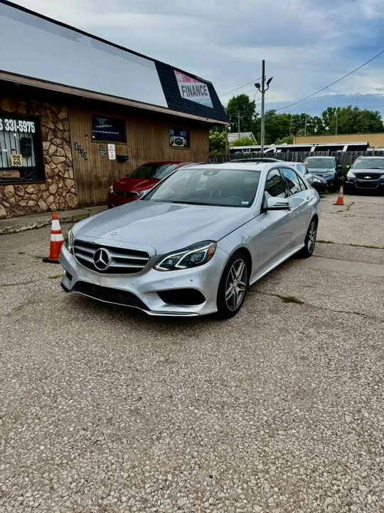 2016 Mercedes-Benz W212 E-Class - Image 2 of 20
