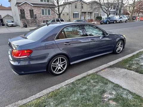2016 Mercedes-Benz E-Class E 350 4MATIC Sedan 4D