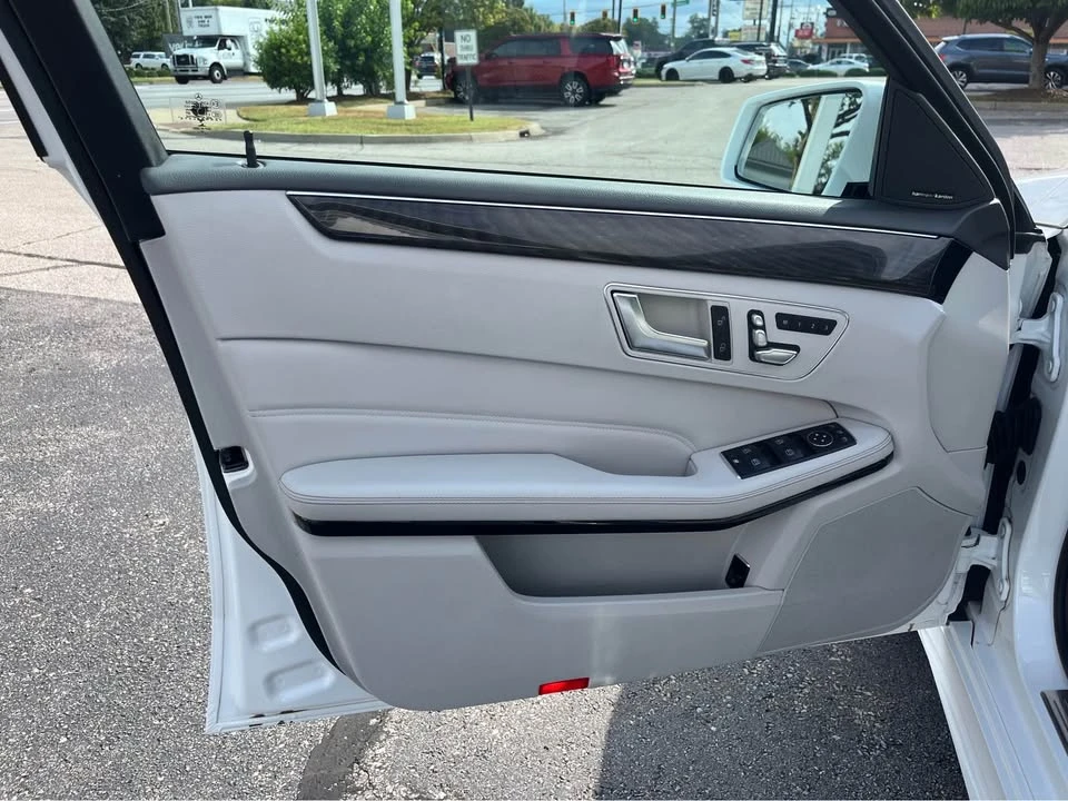 2016 Mercedes-Benz W212 E-Class - Image 11 of 20