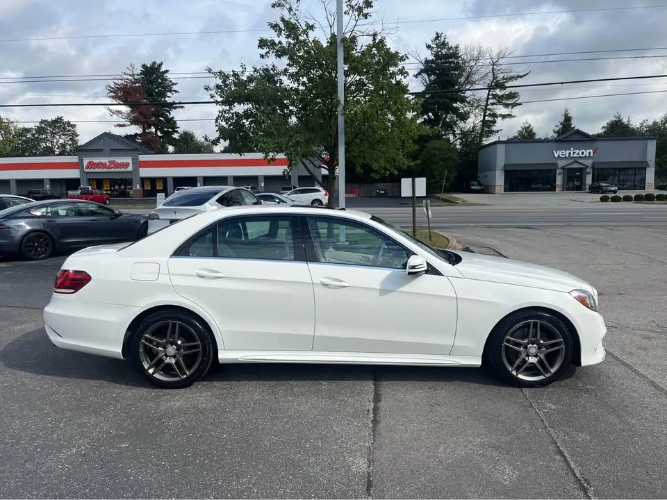 2016 Mercedes-Benz W212 E-Class - Image 2 of 20