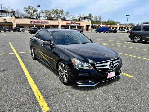 2016 Mercedes-Benz E-Class E 350 4MATIC Sedan 4D