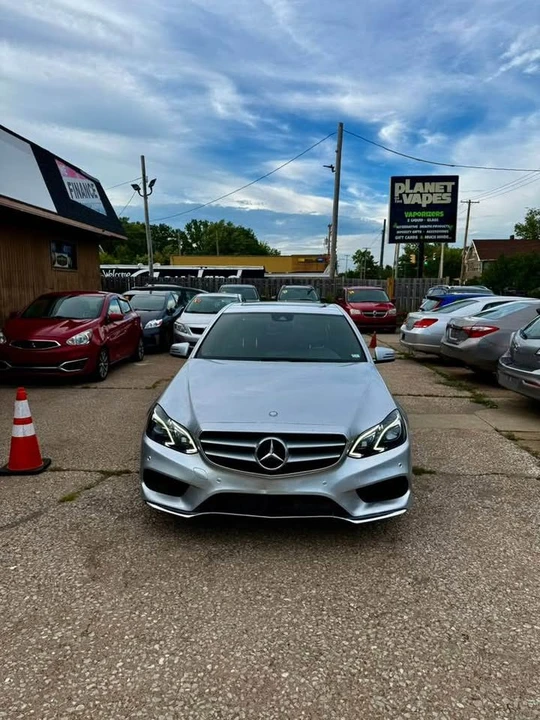 2016 Mercedes-Benz W212 E-Class - Image 6 of 20