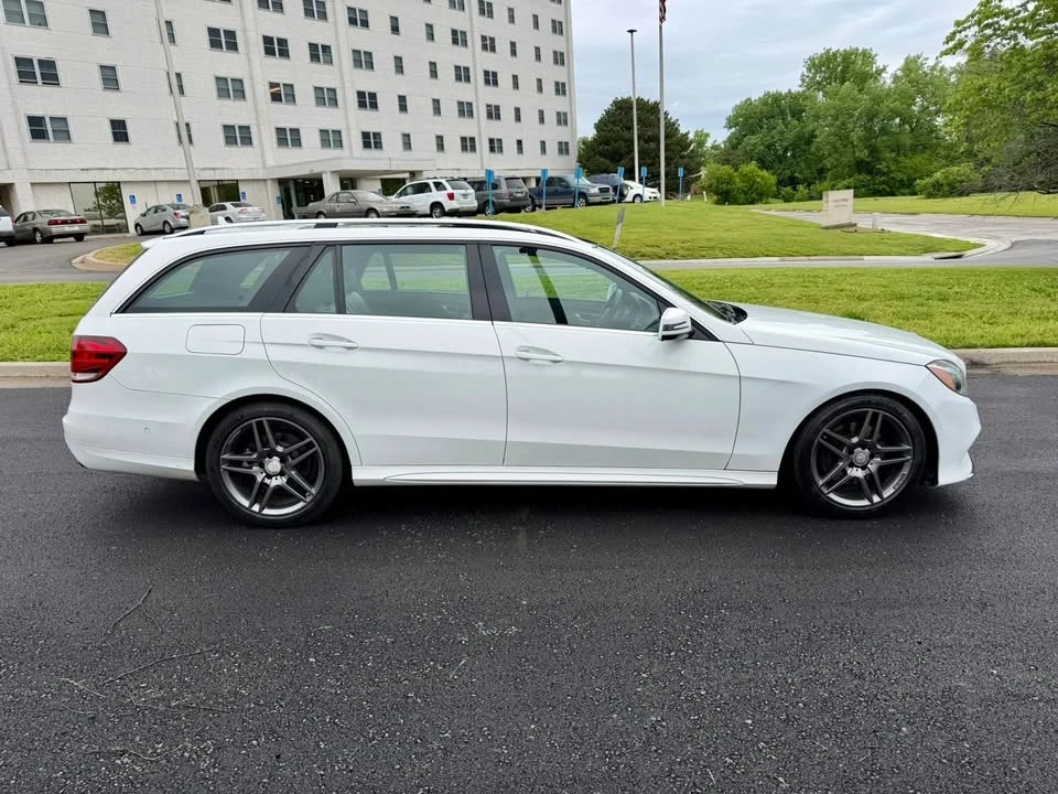 2016 Mercedes-Benz W212 E-Class - Image 17 of 20