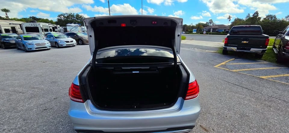 2016 Mercedes-Benz W212 E-Class - Image 10 of 16