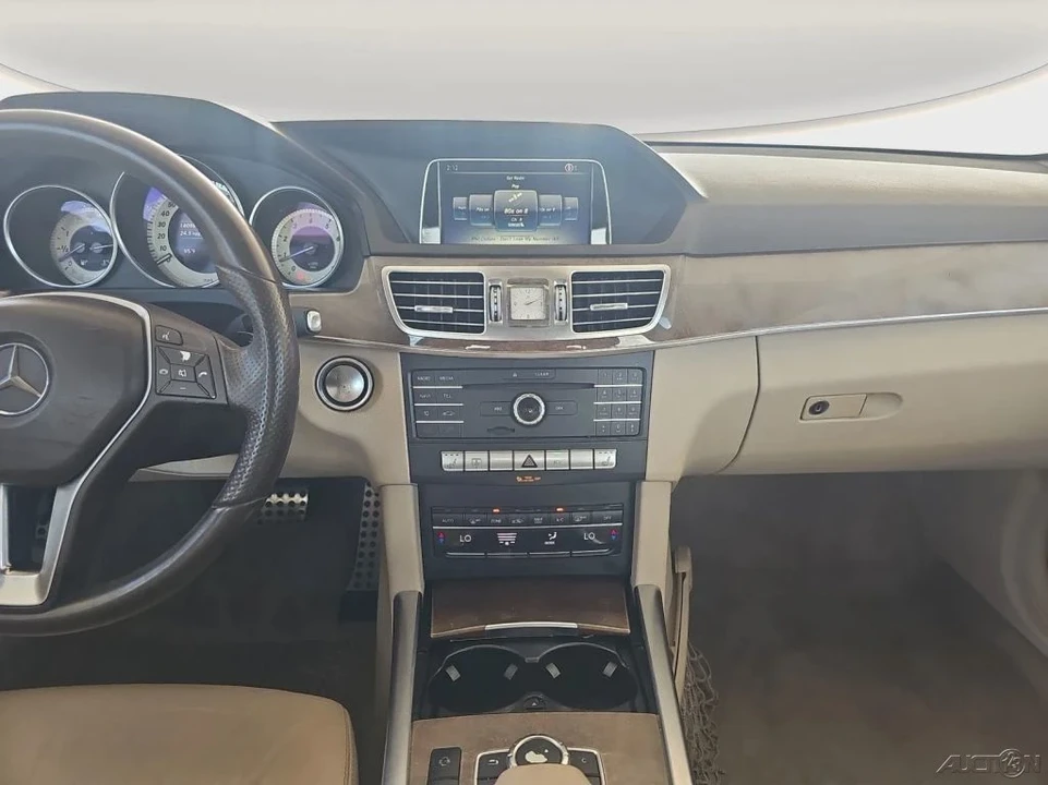 2016 Mercedes-Benz W212 E-Class - Image 16 of 21