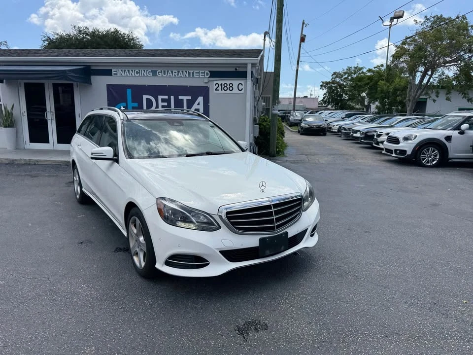 2016 Mercedes-Benz W212 E-Class - Image 9 of 20