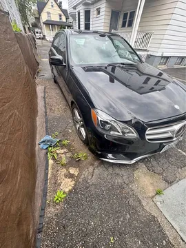 2016 Mercedes-Benz E-Class E 400 4MATIC Sedan