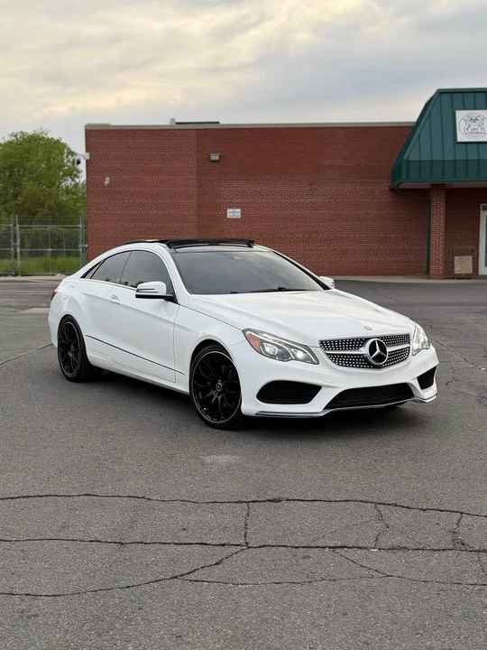 2016 Mercedes-Benz C207/A207 E-Class Coupe & Convertible - Image 2 of 20