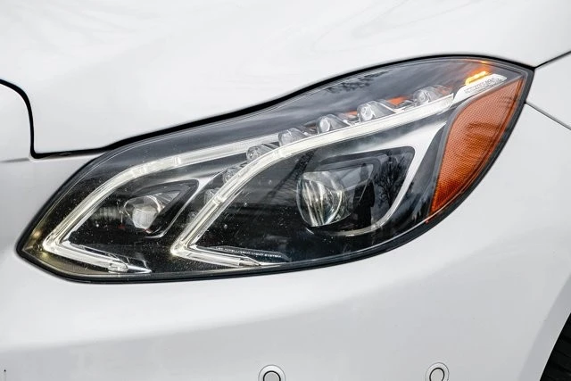 2016 Mercedes-Benz W212 E-Class - Image 7 of 12