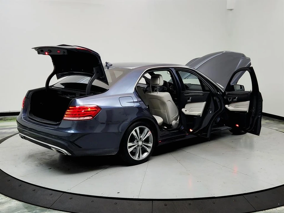 2016 Mercedes-Benz W212 E-Class - Image 11 of 12