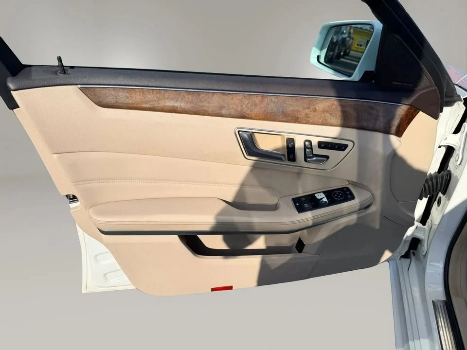 2016 Mercedes-Benz W212 E-Class - Image 13 of 20