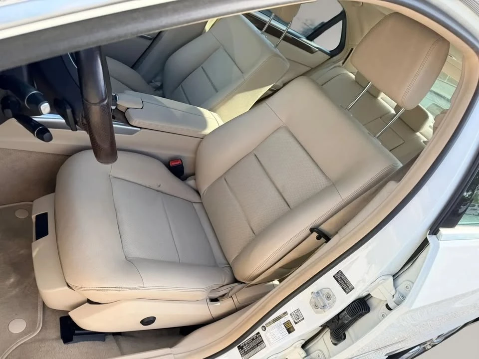 2016 Mercedes-Benz W212 E-Class - Image 14 of 20