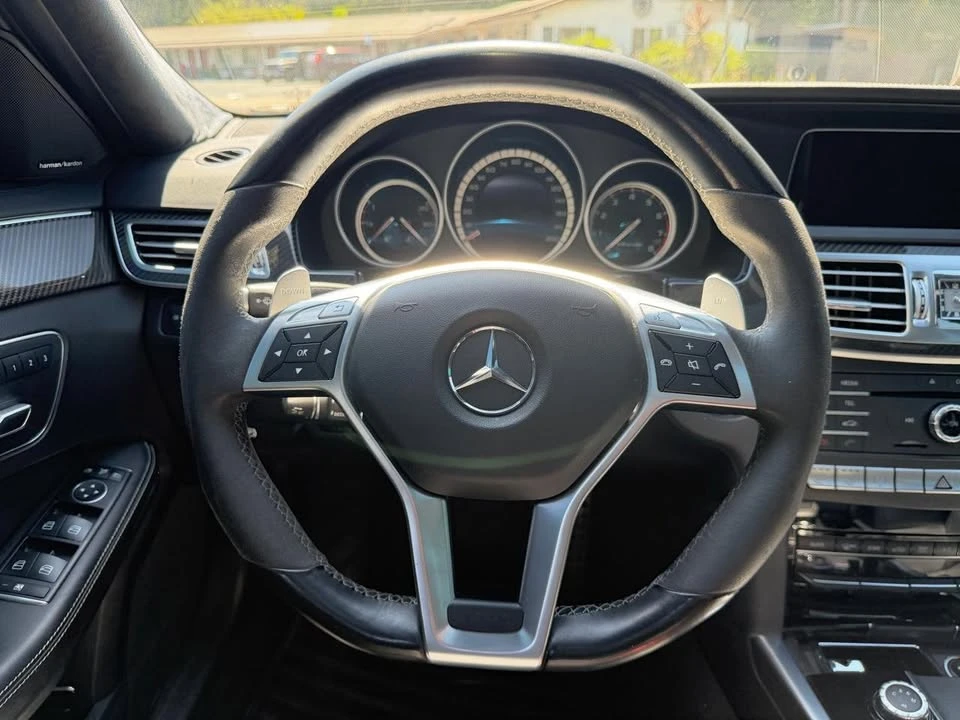 2016 Mercedes-Benz W212 E-Class - Image 15 of 20