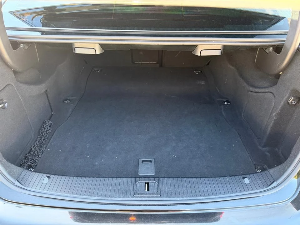 2016 Mercedes-Benz W212 E-Class - Image 10 of 20